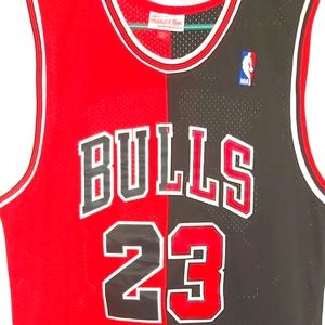 Bulls Classic Jersey